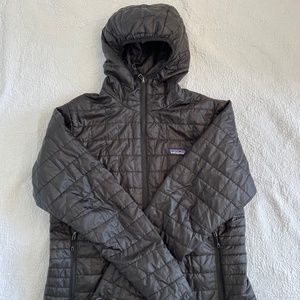 Patagonia W's Nano Puff Hoody Jacket - Colour Black - Size XL
